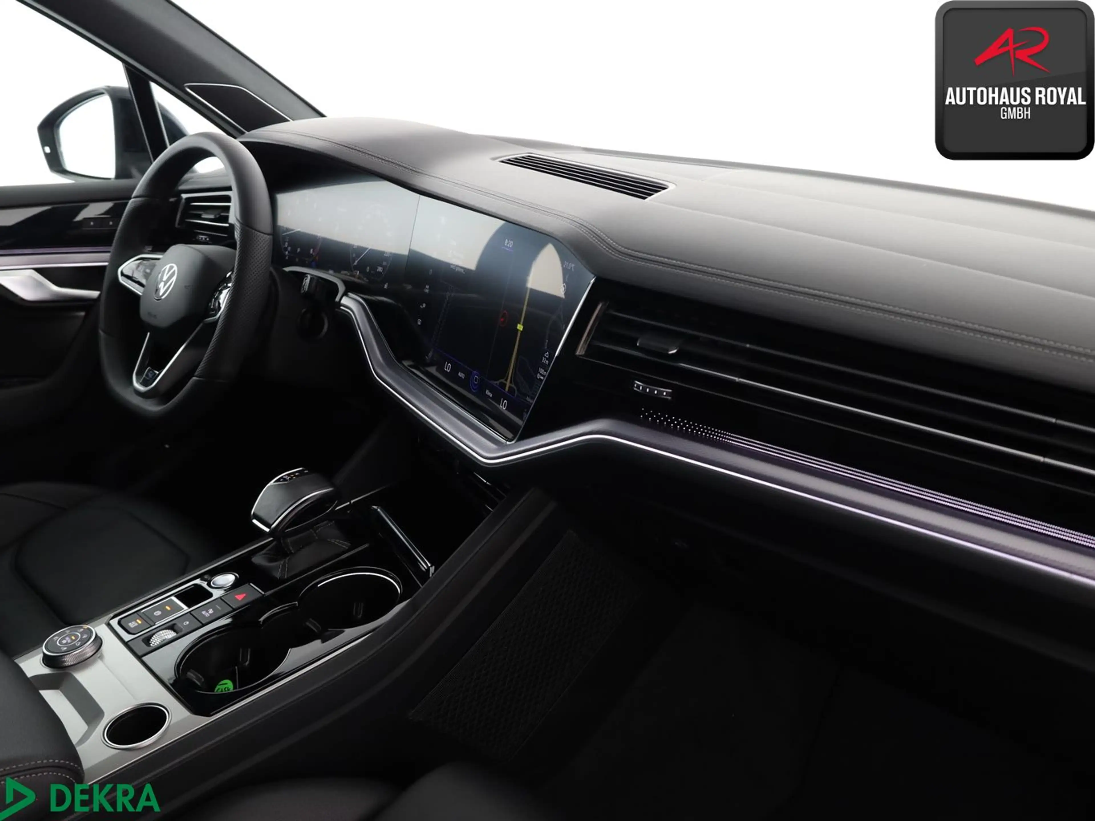 Volkswagen Touareg 3.0 TSI 4M R LINE DYNAUDIO,360°,ACC,AHK — photo 10