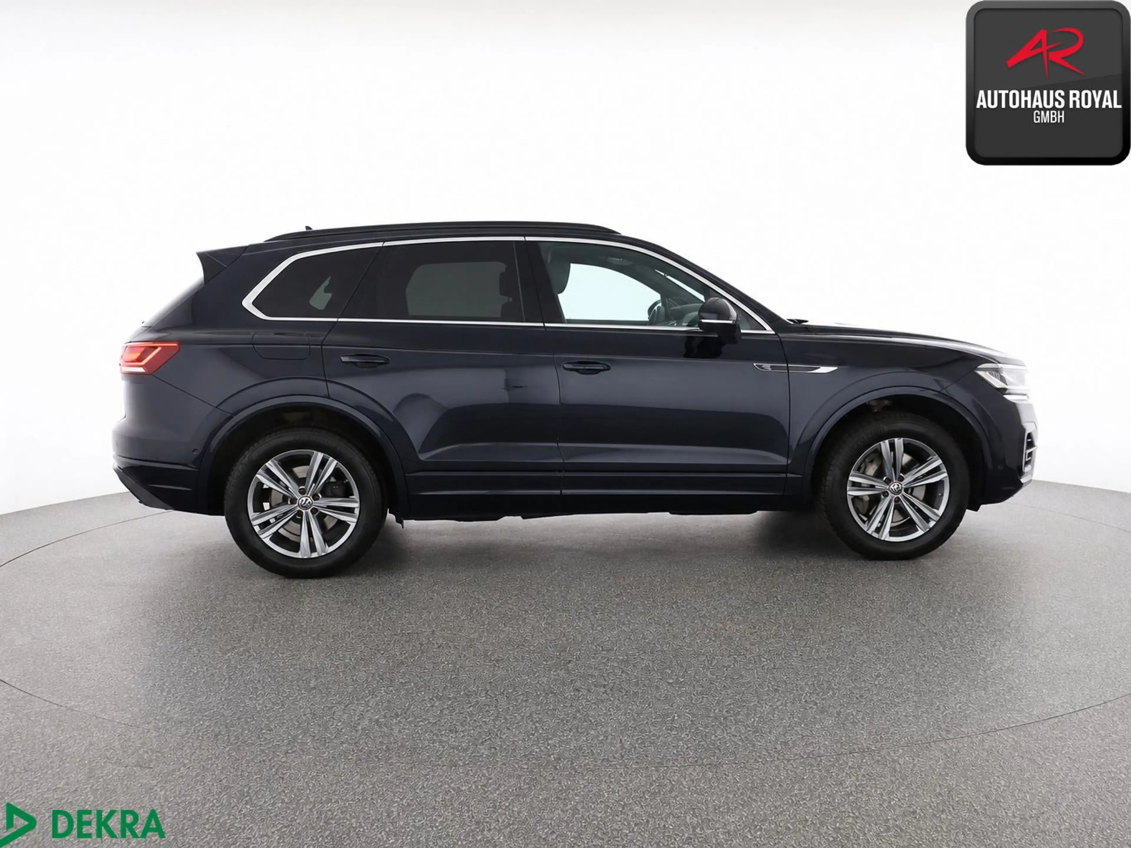 Volkswagen Touareg 3.0 TSI 4M R LINE DYNAUDIO,360°,ACC,AHK — photo 6