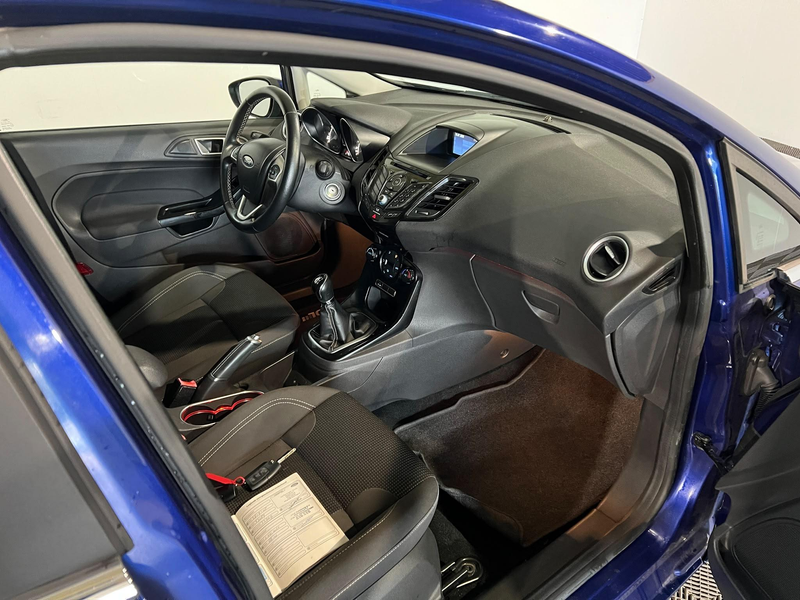 Ford Fiesta 1.0 EcoBoost Candy Blue Edition — photo 3