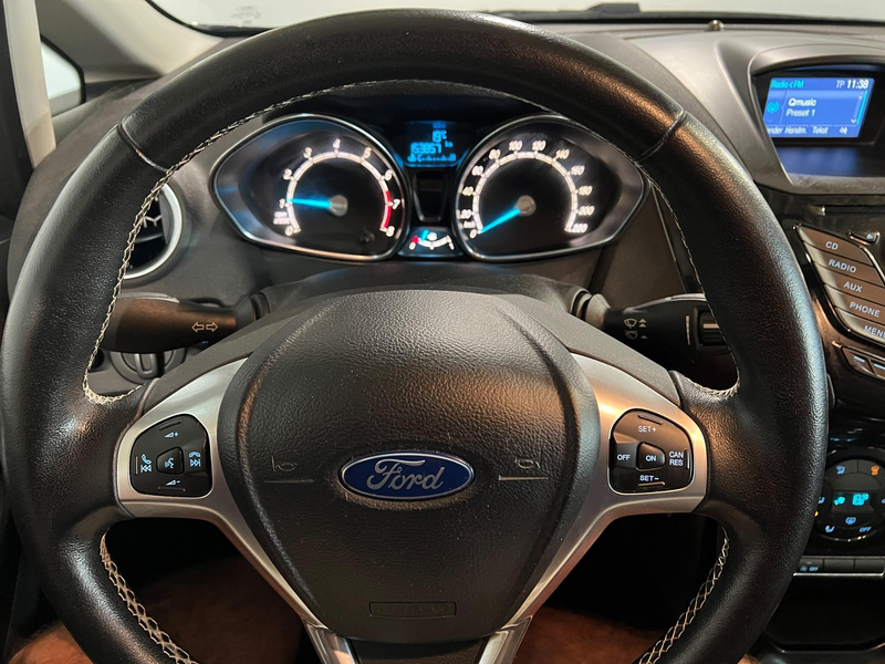 Ford Fiesta 1.0 EcoBoost Candy Blue Edition — photo 8