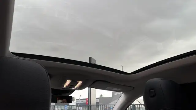 Mercedes-Benz Gle Class view 12
