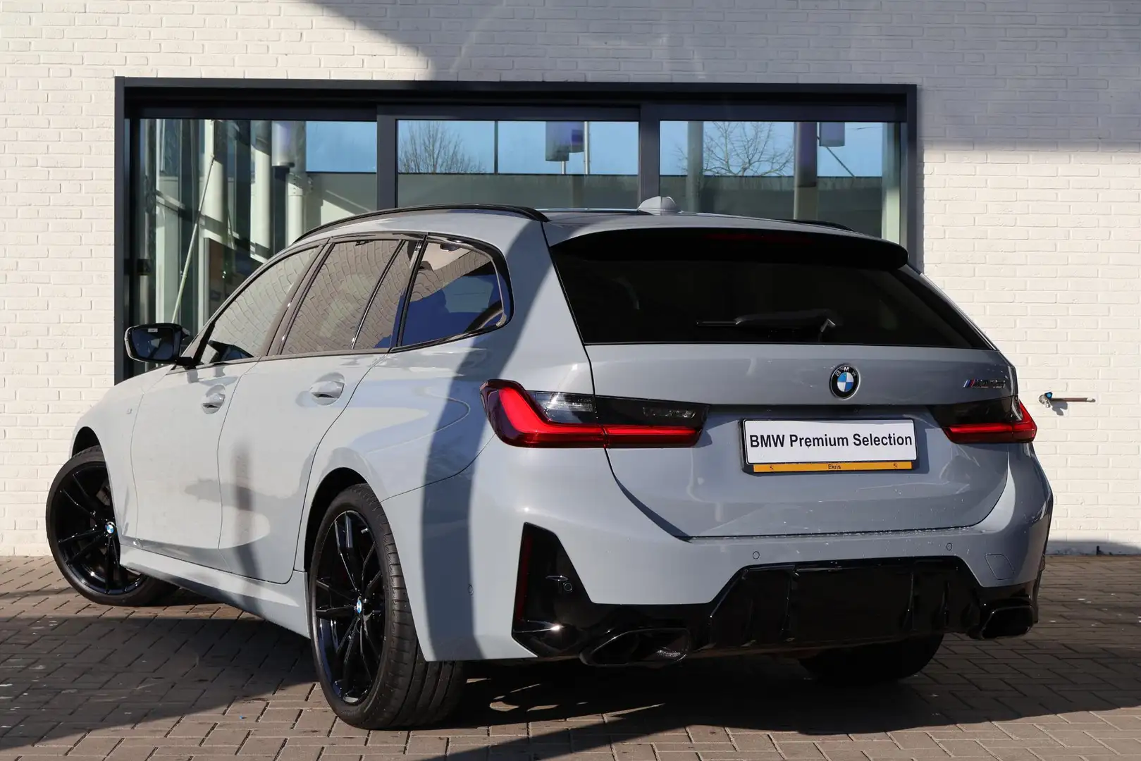 BMW 340 3 Serie Touring M340i xDrive M Sportpakket Pro | I Grijs - 2