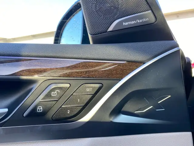 BMW X3 view 14