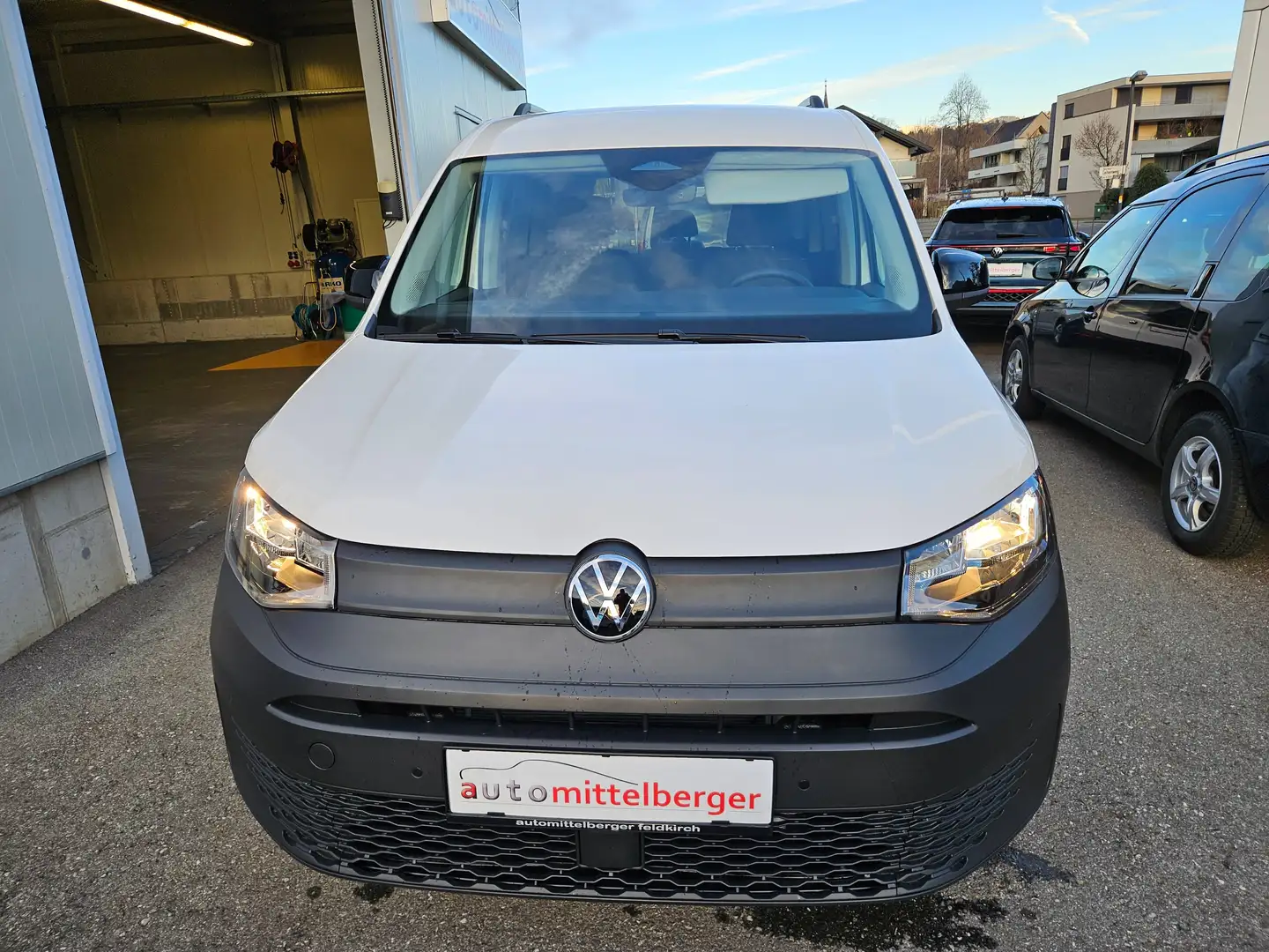 Volkswagen Caddy TDI 4Motion "AHV, App-Connect, ACC" Weiß - 2