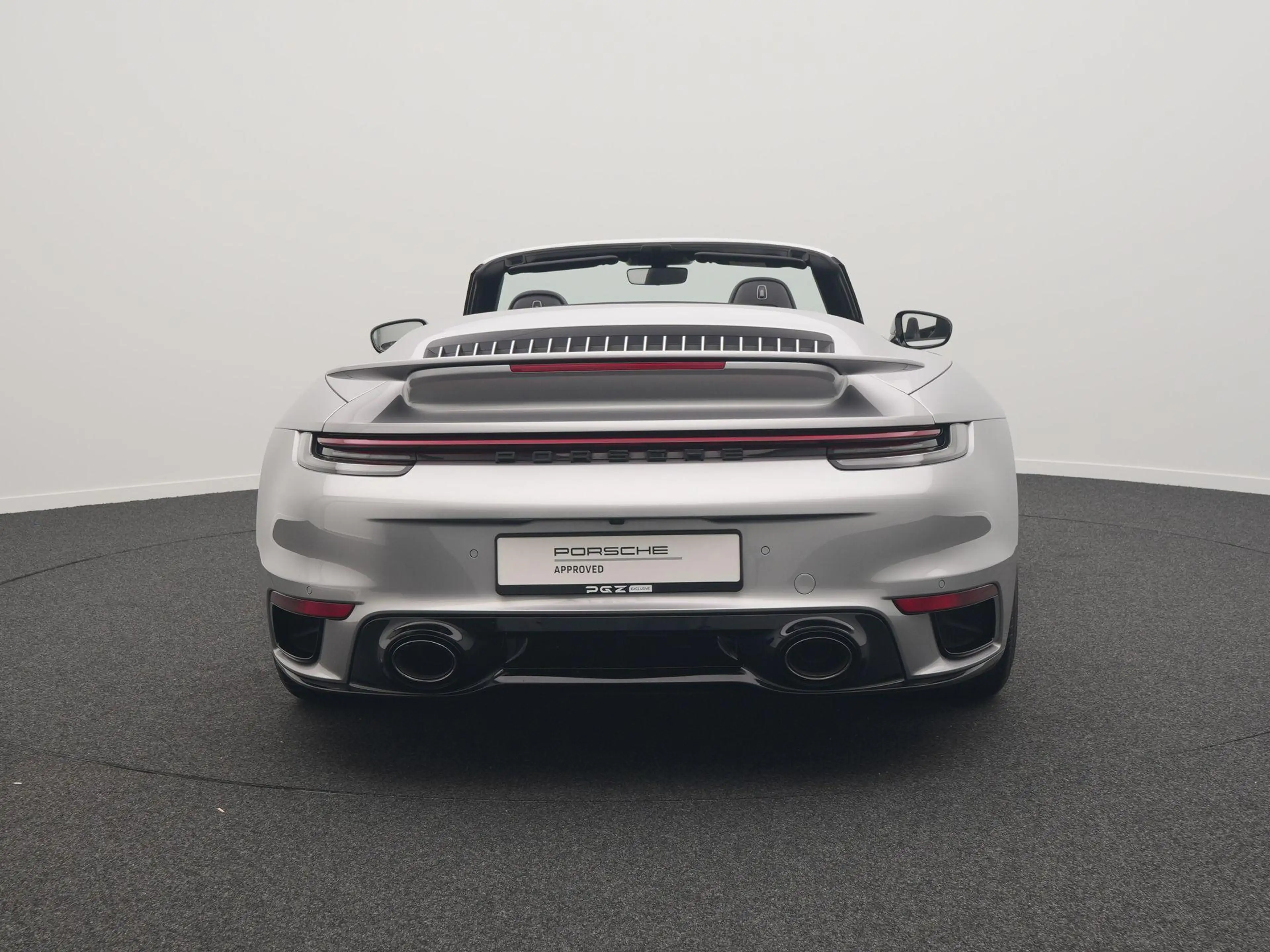 Porsche 992 Cabrio Turbo S — photo 4