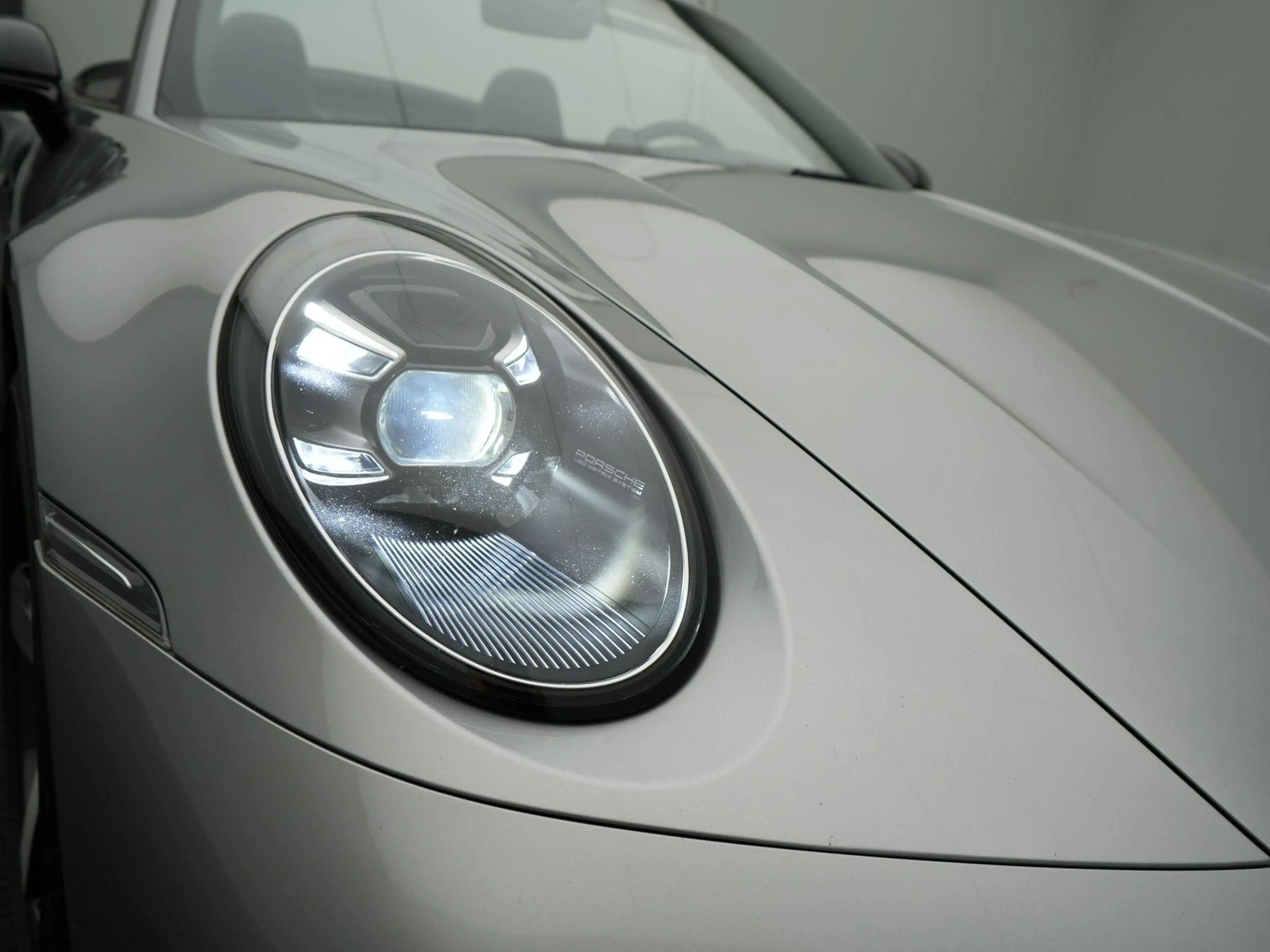 Porsche 992 Cabrio Turbo S — photo 13