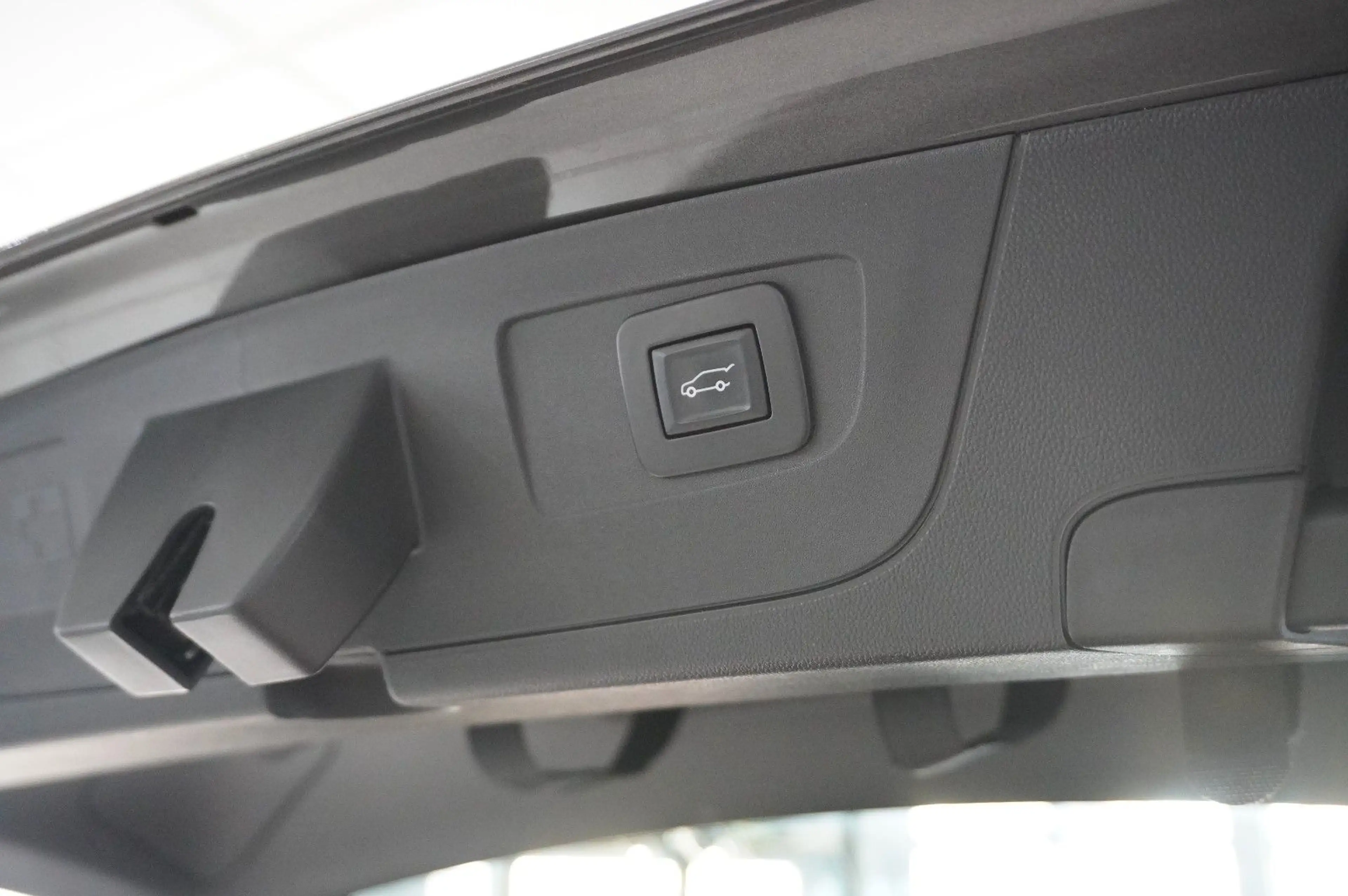 Opel Insignia B ST 2.0D BUSINESS NAVI/LED/KAMERA/HUD — photo 12