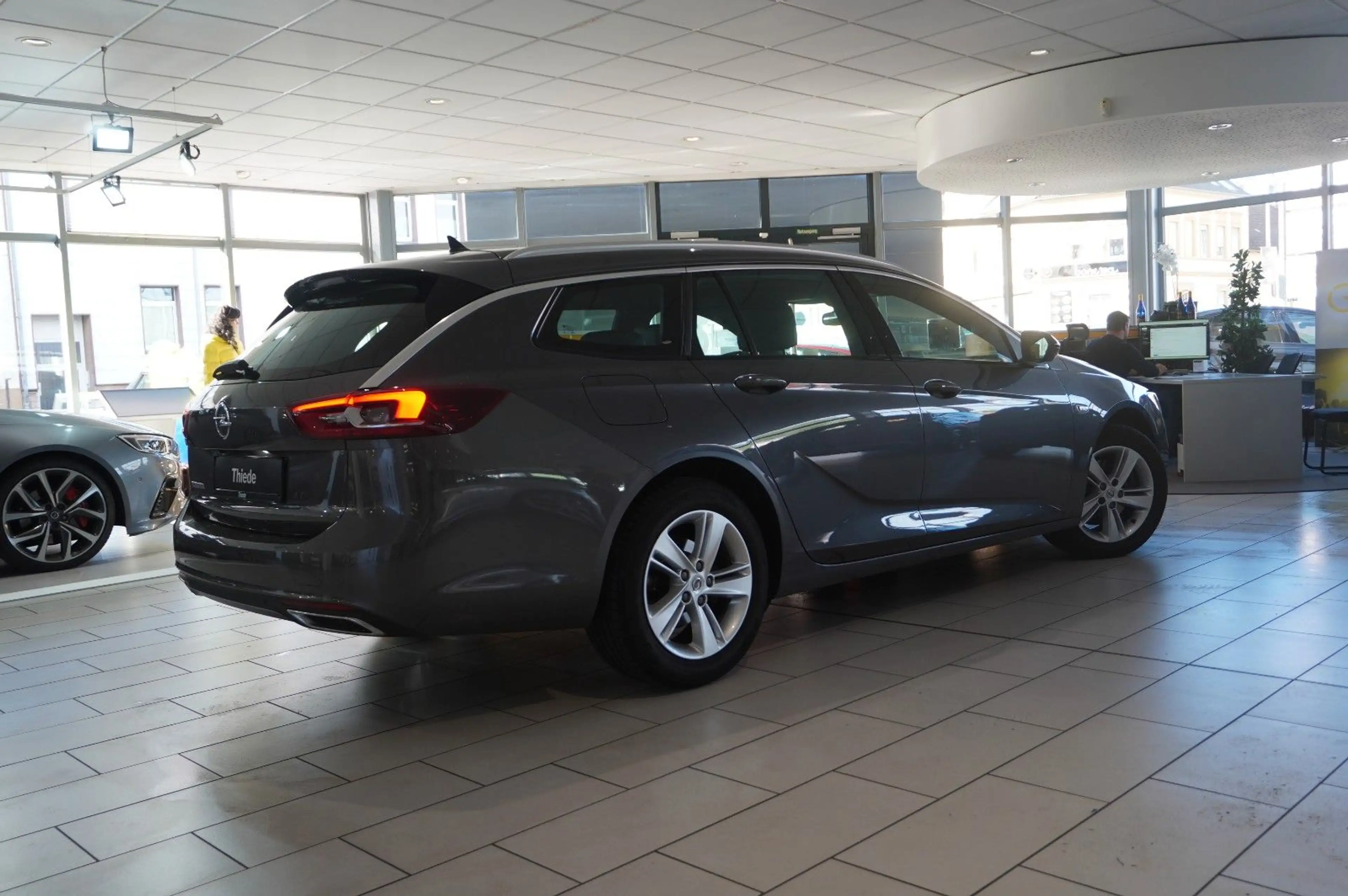 Opel Insignia B ST 2.0D BUSINESS NAVI/LED/KAMERA/HUD — photo 8