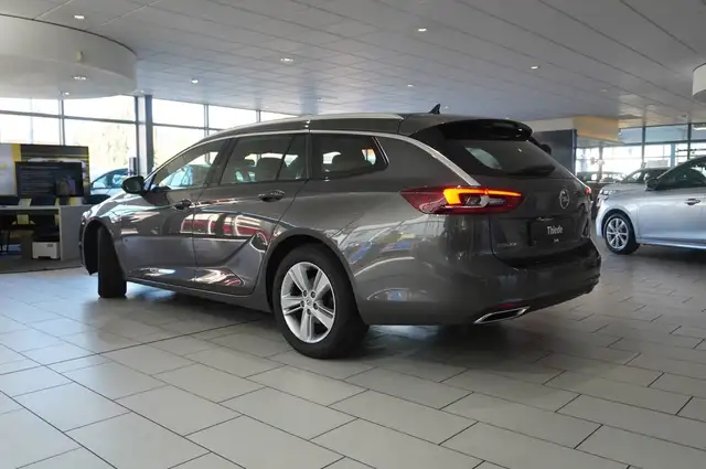 Opel Insignia view 10