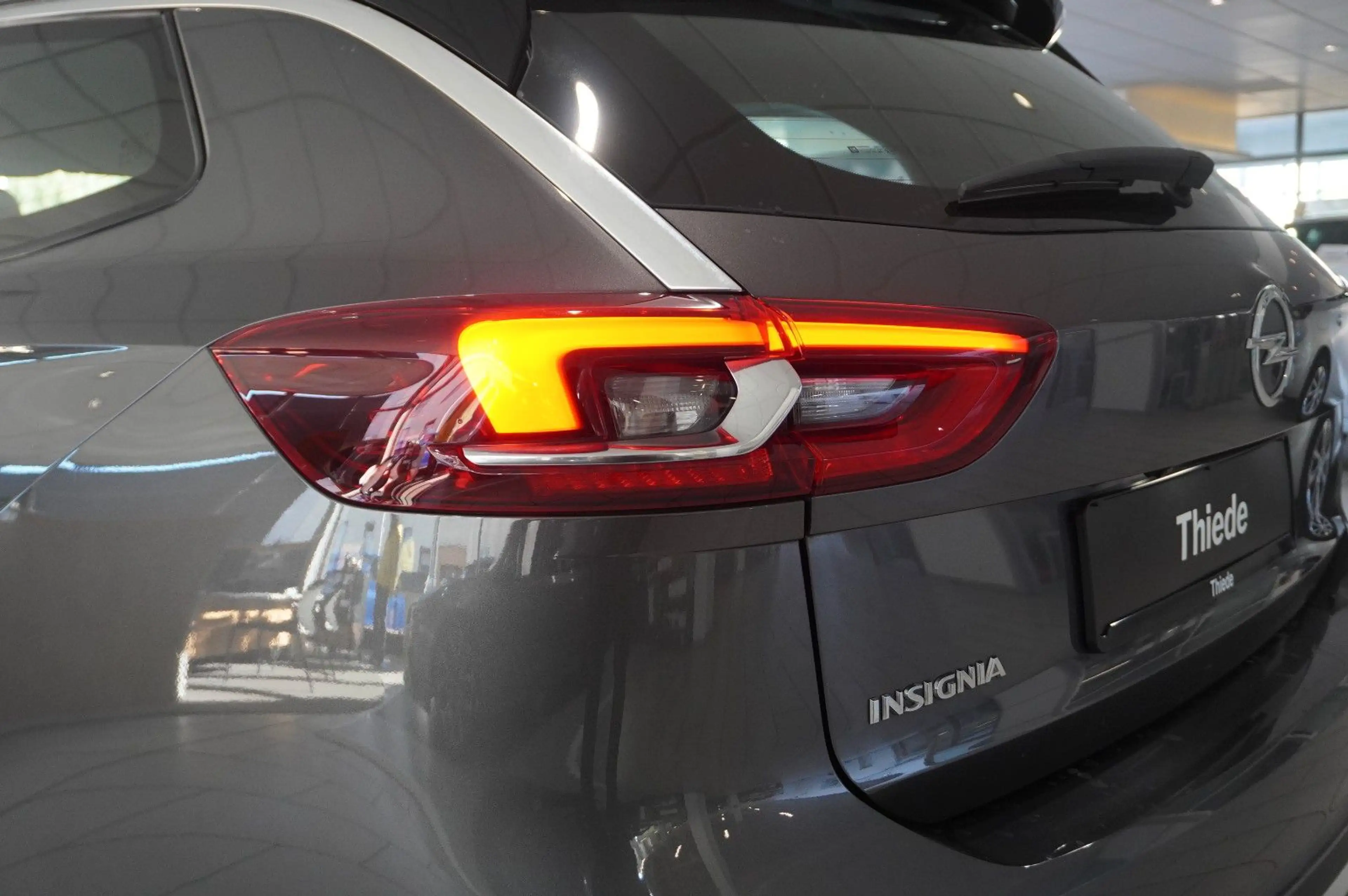 Opel Insignia B ST 2.0D BUSINESS NAVI/LED/KAMERA/HUD — photo 9