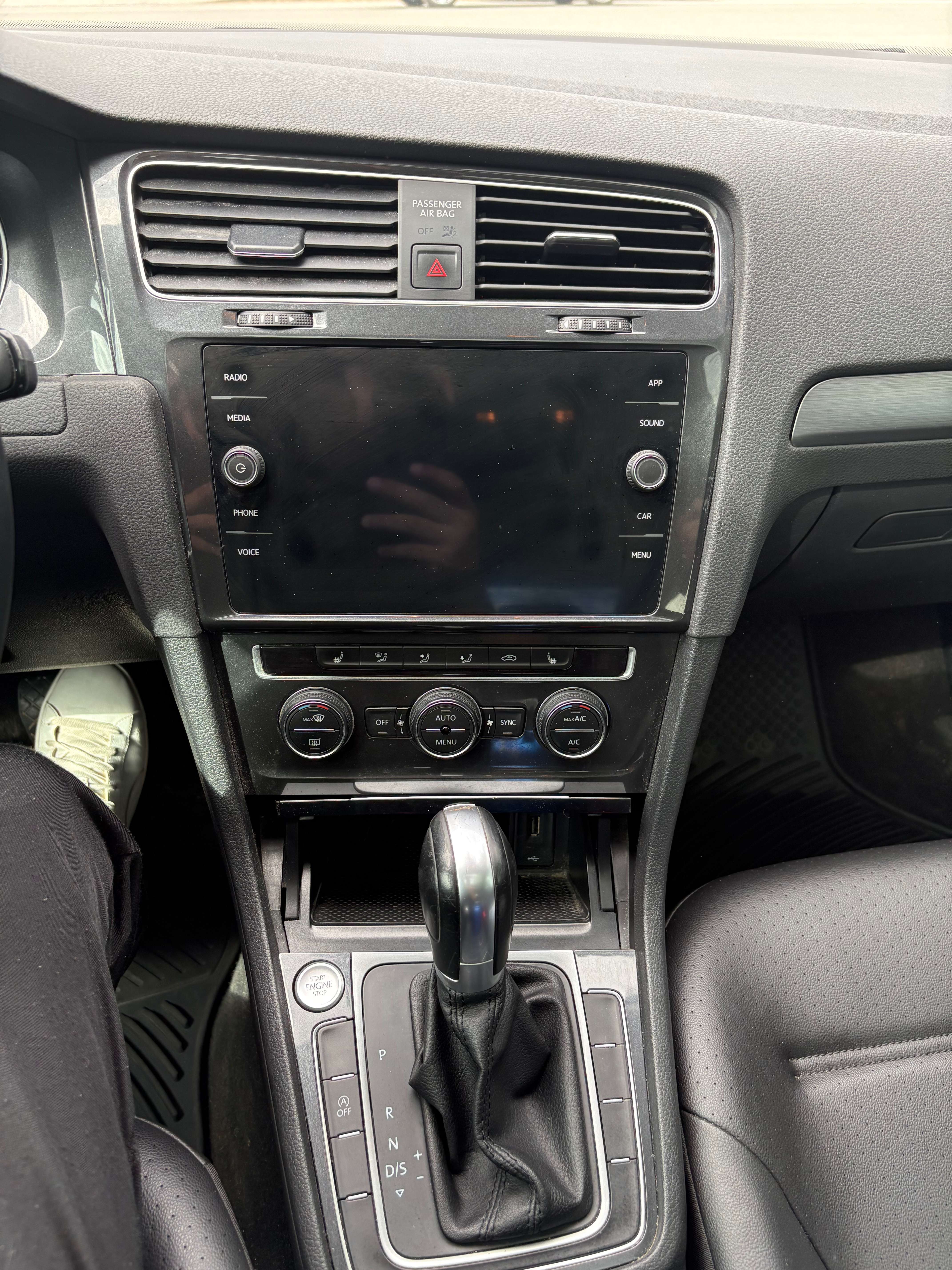 2019 Volkswagen Golf Highline alt 5
