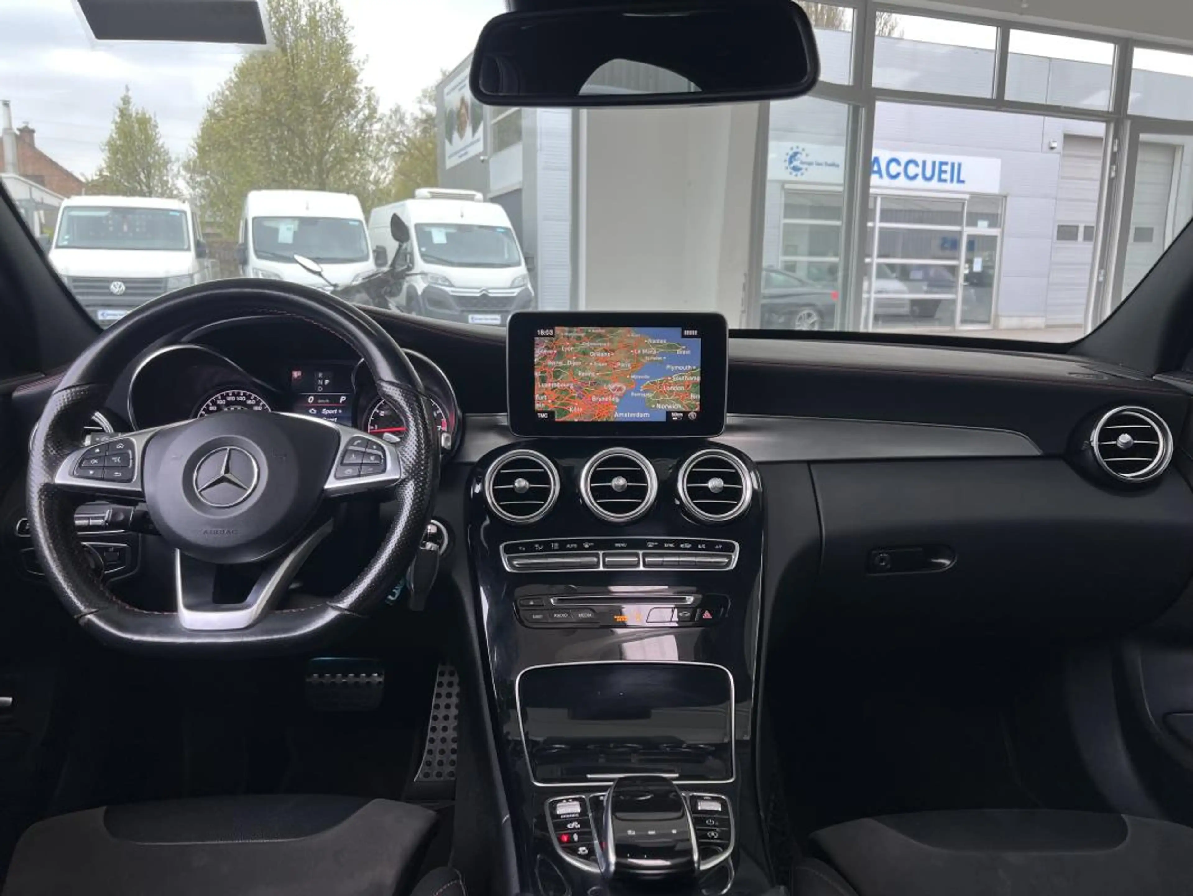 Mercedes-Benz C 43 AMG 43 C43 AMG 4 MATIC 3.0 V6 367CH TOIT OUVRANT GAR 12M — photo 12