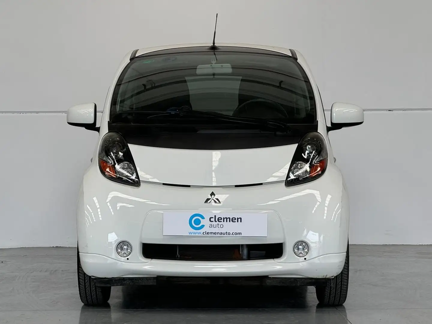 Mitsubishi I-MiEV Weiß - 2
