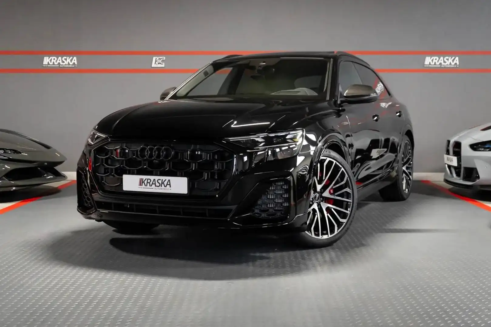 Audi SQ8 4.0 TFSI quattro AHK PANO LHZ B&O STHZ NACHT Schwarz - 1