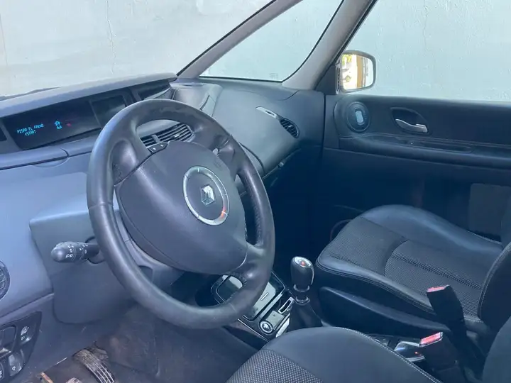 Renault Espace 2.0 DCI Celsium 2012, foto 11