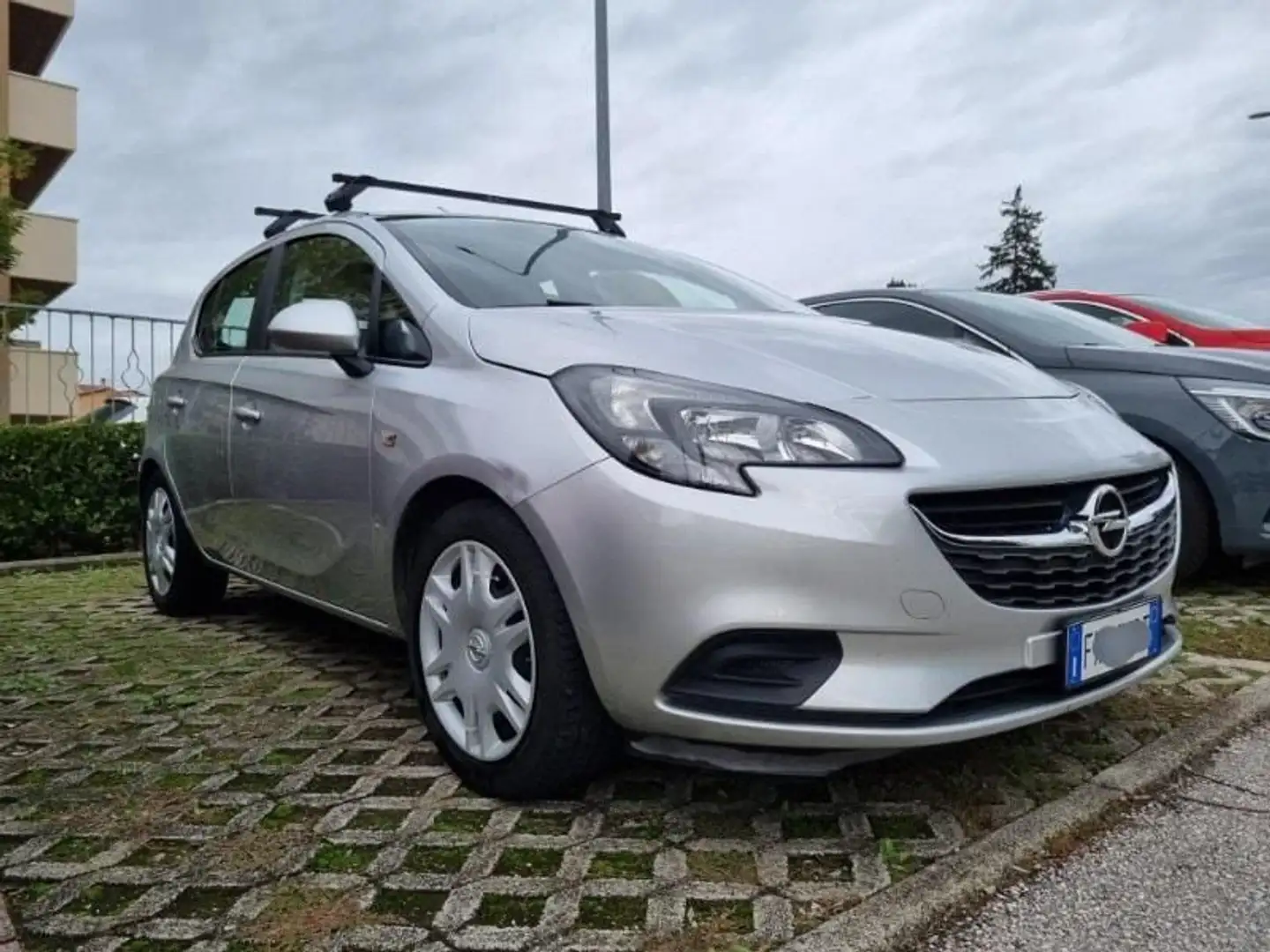 Opel Corsa 5ª serie 1.4 90CV GPL Tech 5 porte Advance Grigio - 2