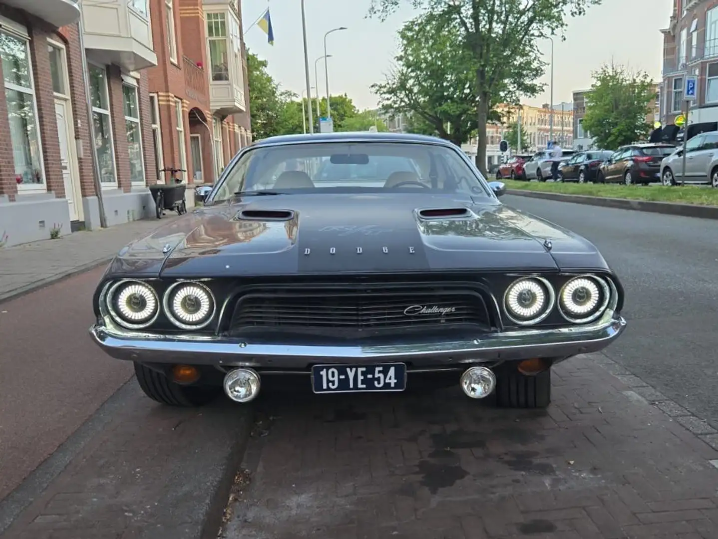 Dodge Challenger R/T Grijs - 2