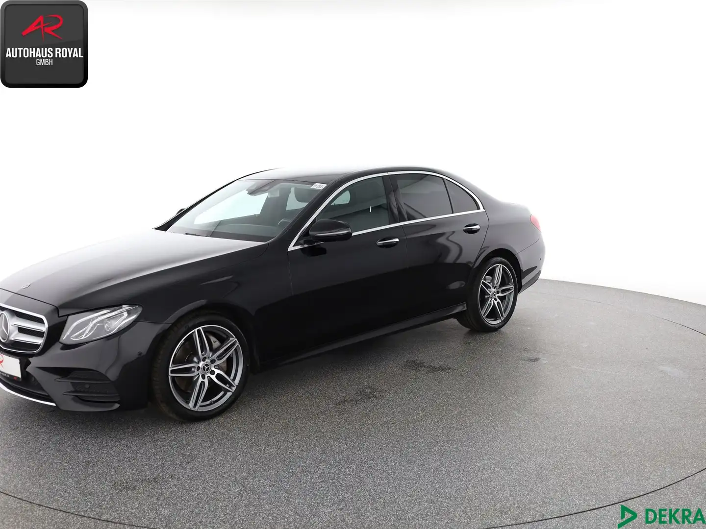 Mercedes-Benz E 220 E 220 d 4M AMG KAMERA,KEYLESS,SITZKLIMA,DISTRO Noir - 1