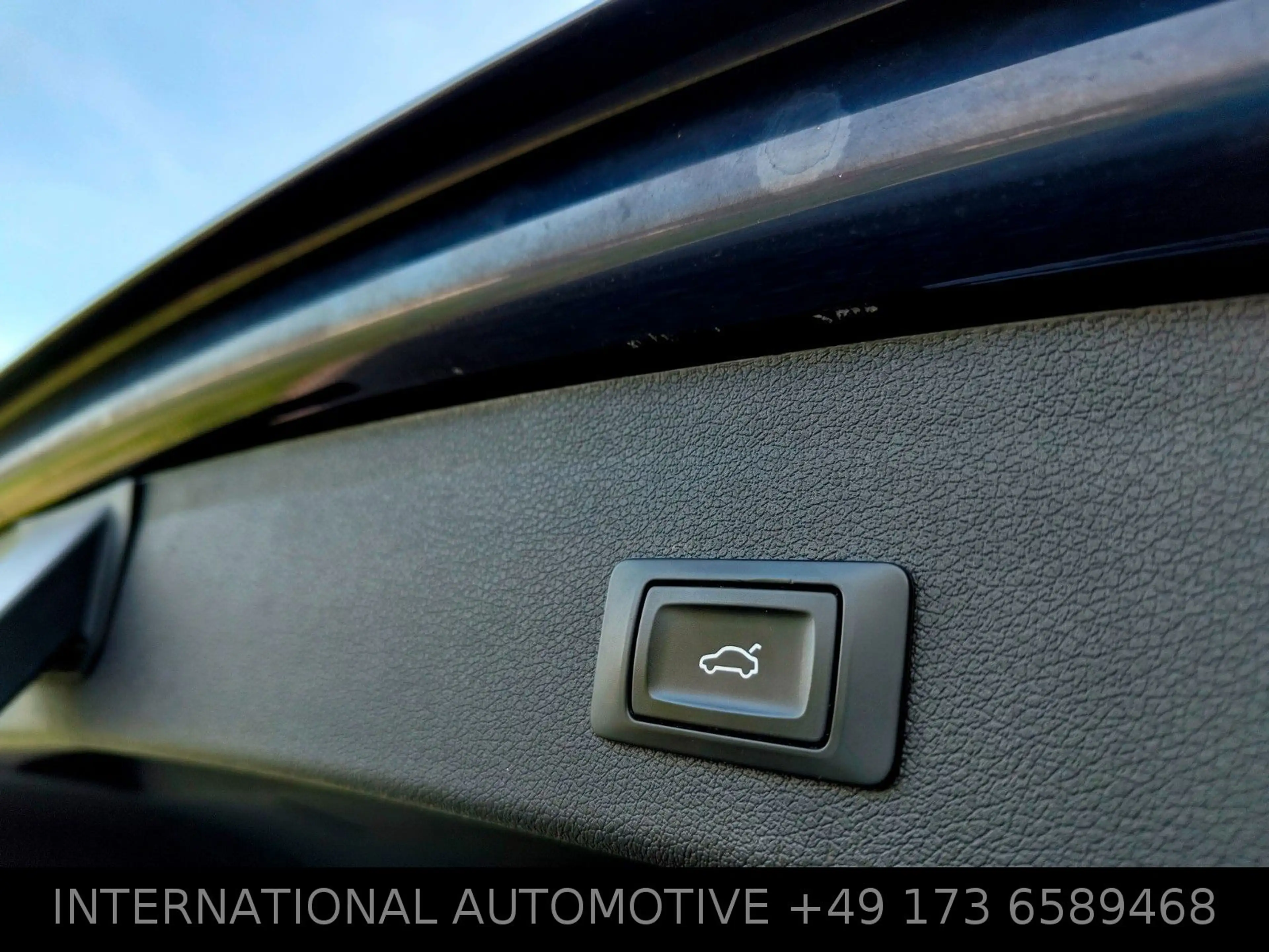 Audi SQ5 3.0 TDI 313PS QUATTRO LED/XENON/AHK/PANORAMA — photo 14