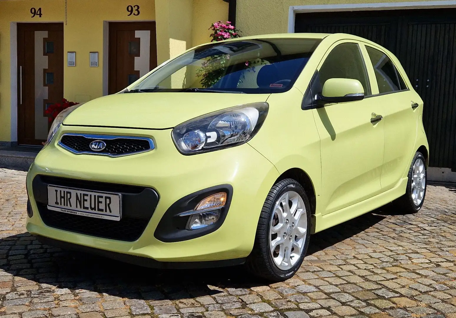 Kia Picanto Spirit_Sitzh_Climatr_Alufelgen.. Gelb - 1