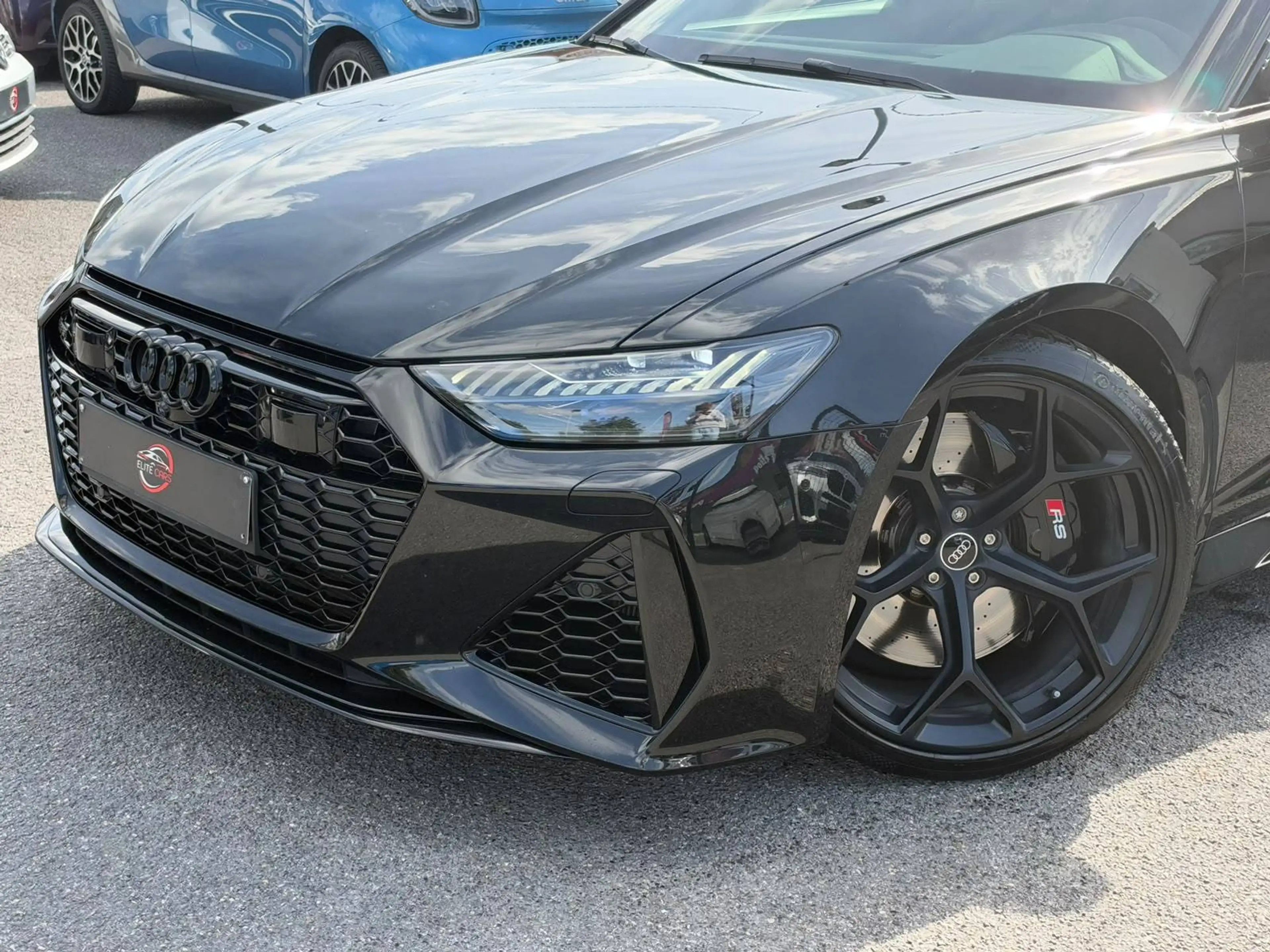Audi RS6 RS6 Avant 4.0 V8 TFSI Quattro / PERFORMANCE / MY 2024 / CAMERA 360 / CARPLAY — photo 2