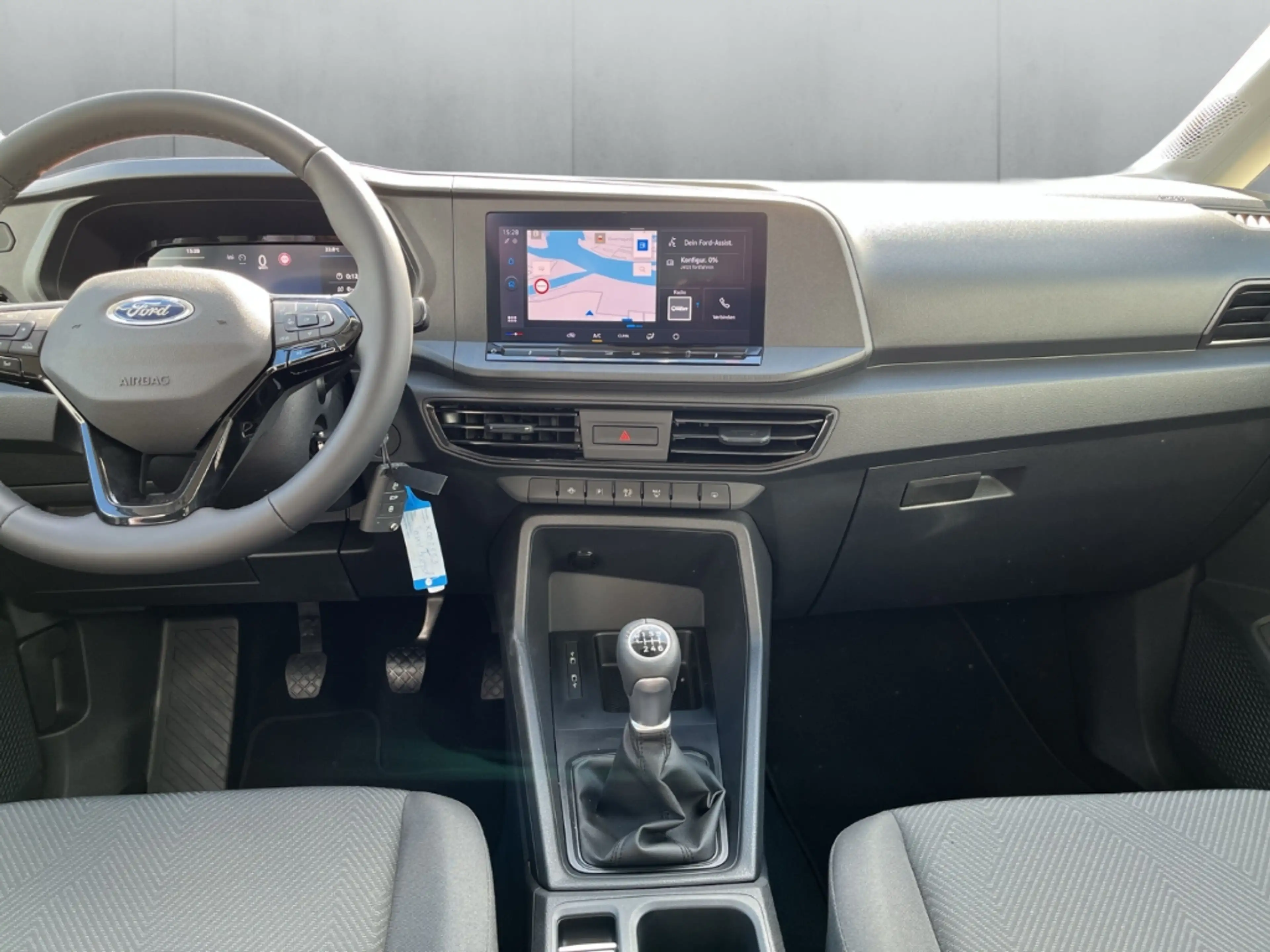 Ford Tourneo Connect Trend — photo 4