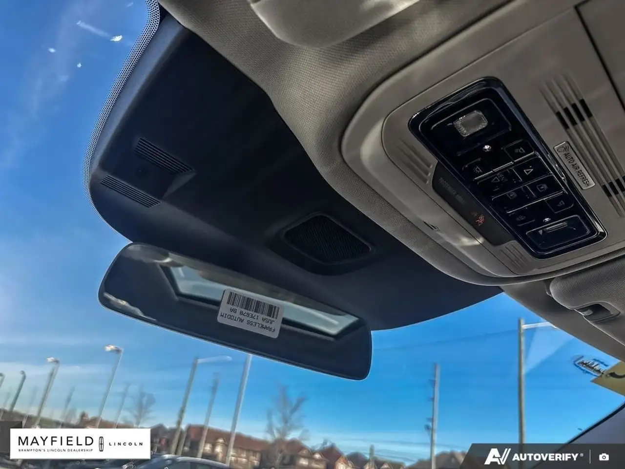 Lincoln Aviator снимка Lincoln Aviator