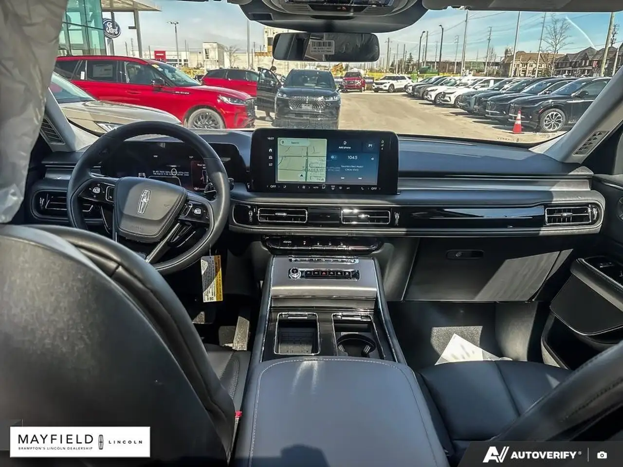 Lincoln Aviator снимка Lincoln Aviator