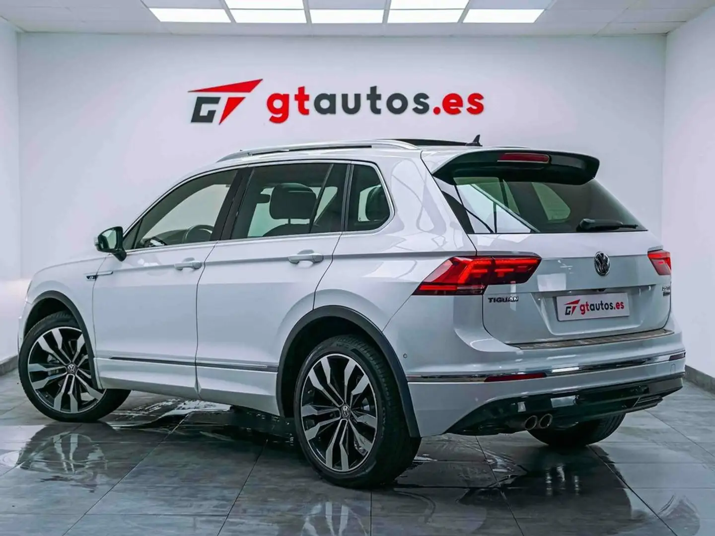 Volkswagen Tiguan 2.0 TDI Highline 4Motion BlueMotion R-Line 190CV Weiß - 2