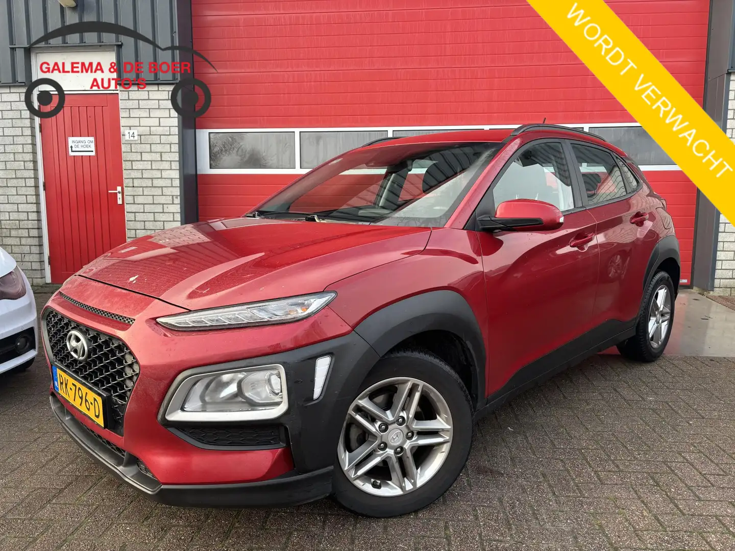 Hyundai KONA 1.0T Comfort TREKHAAK / CAMERA / CARPLAY / DAB+ / Roşu - 1