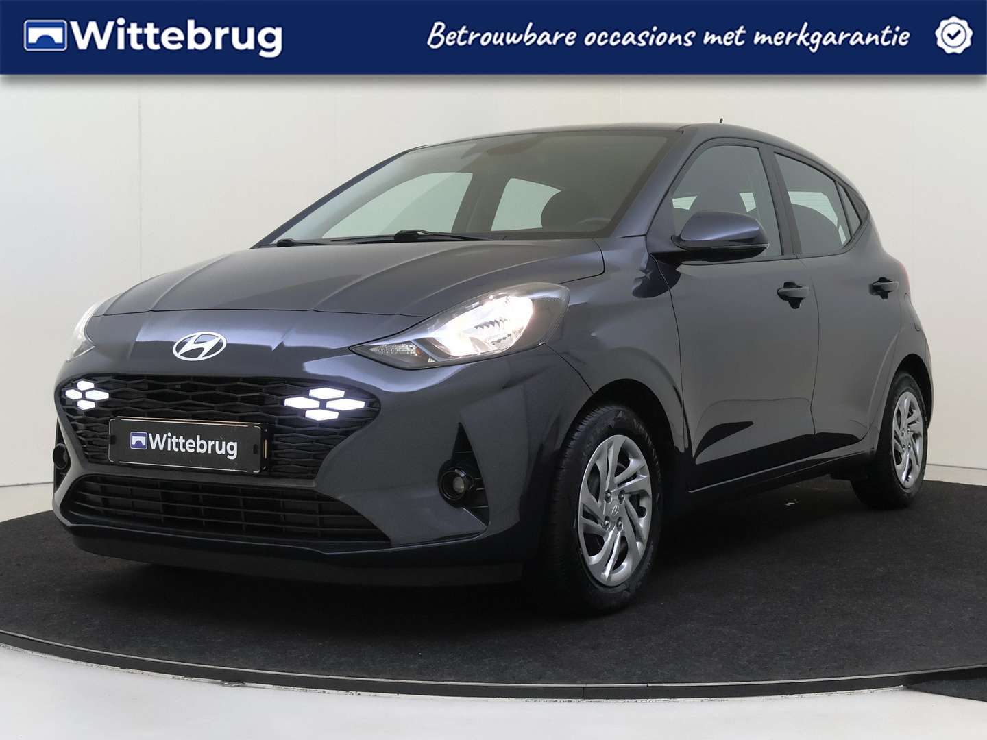 Hyundai i10 nuo 268 €/ mėn Benzinas 2023m. Hečbekas Mechaninė