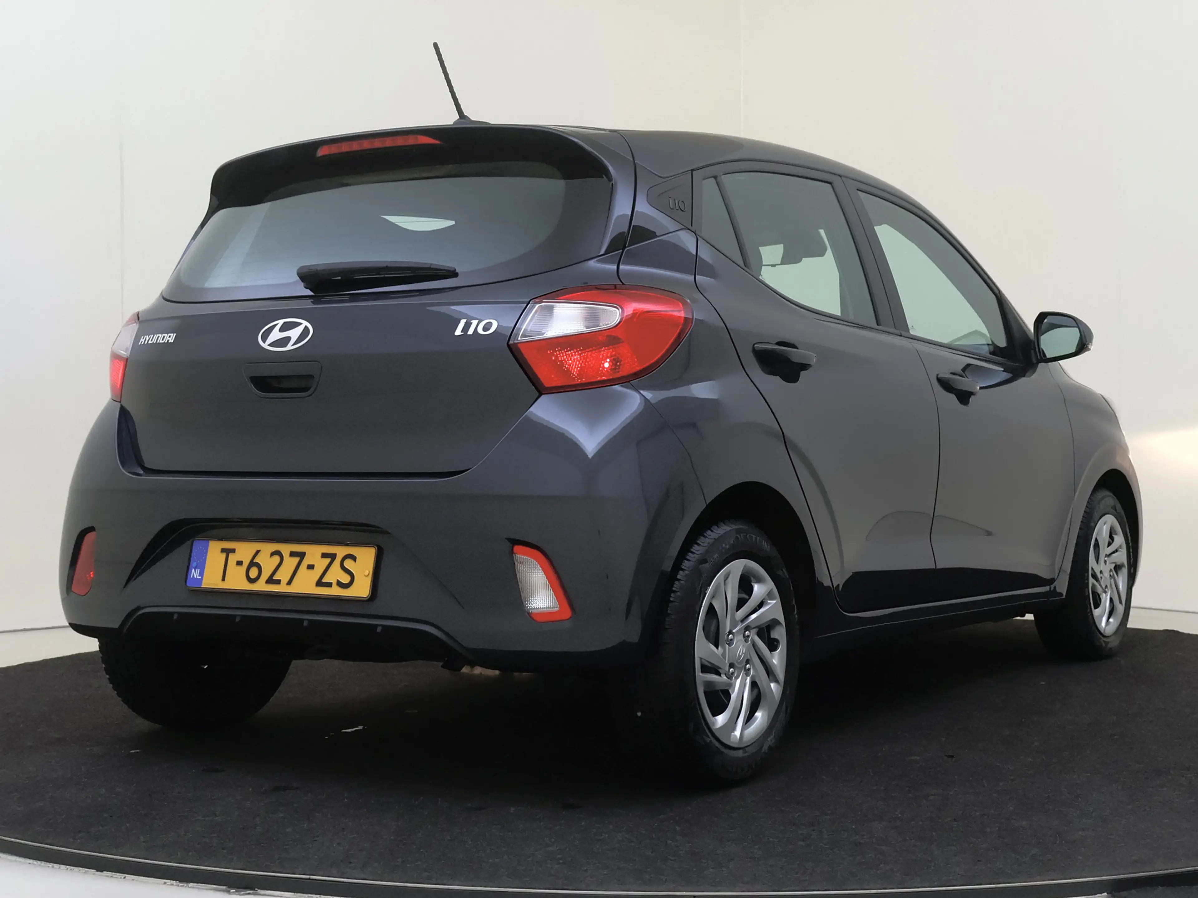 Hyundai i10 1.0 Comfort ** Lage km stand ** — photo 11