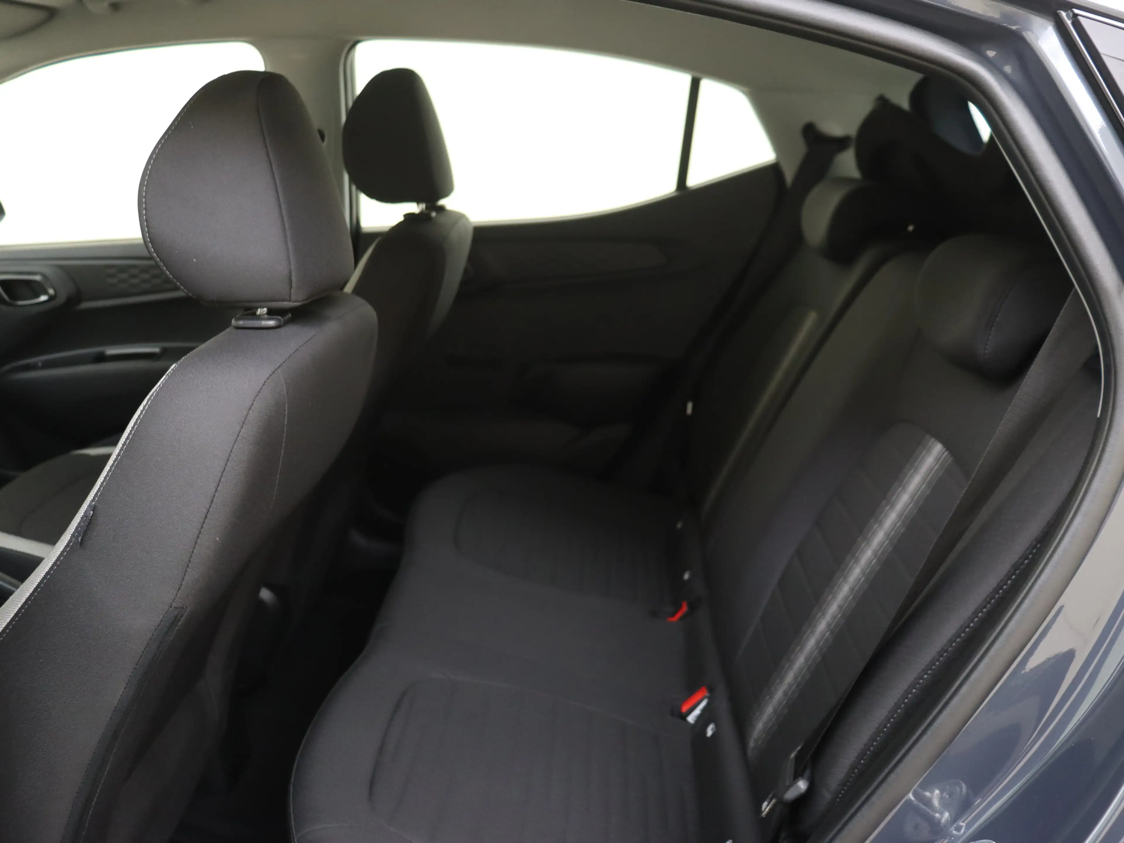 Hyundai i10 1.0 Comfort ** Lage km stand ** — photo 12