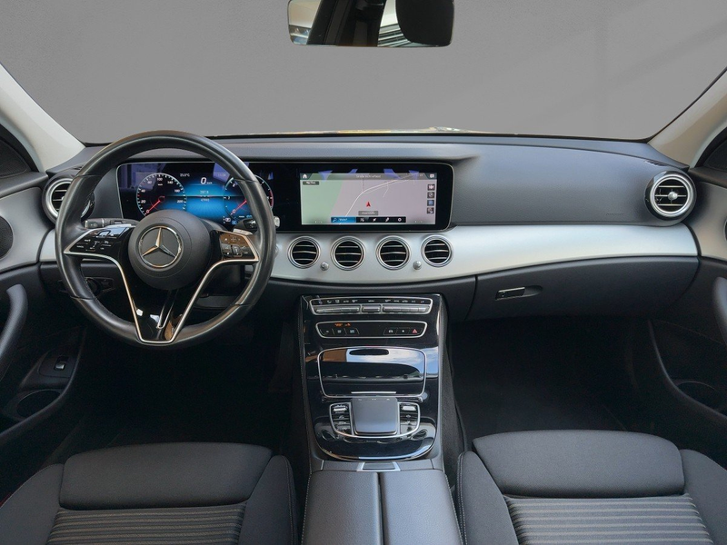 Mercedes-Benz E 220 d 4M T-Modell AVANTGARDE WIDESCREEN LED — photo 10