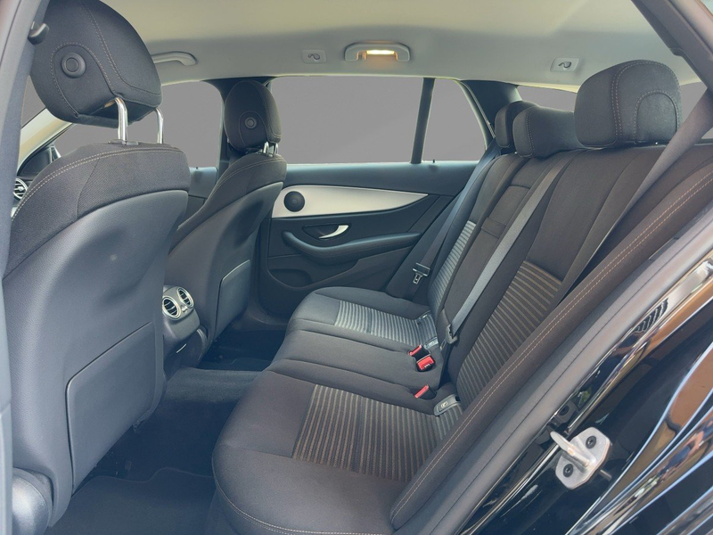 Mercedes-Benz E 220 d 4M T-Modell AVANTGARDE WIDESCREEN LED — photo 9