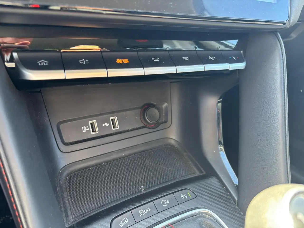 MG ZS ZS 1.5 Luxury 13