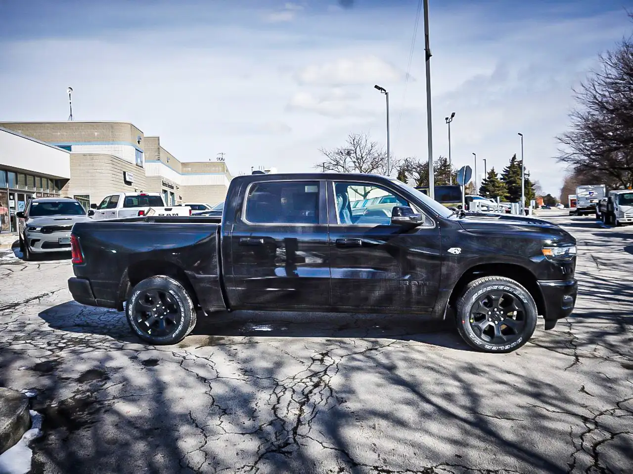 RAM 1500 снимка RAM 1500