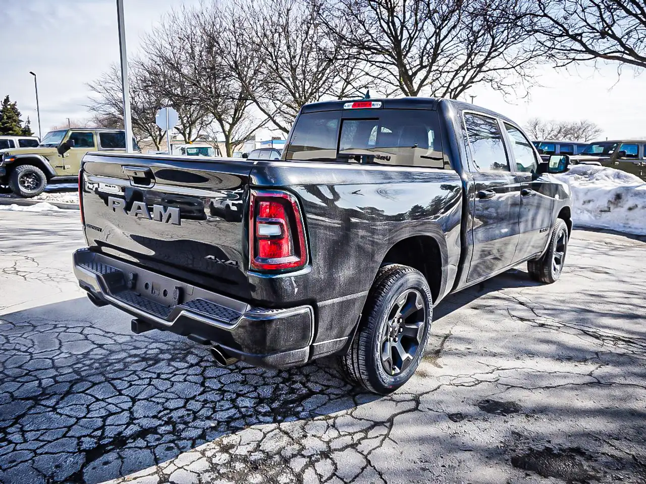 RAM 1500 снимка RAM 1500