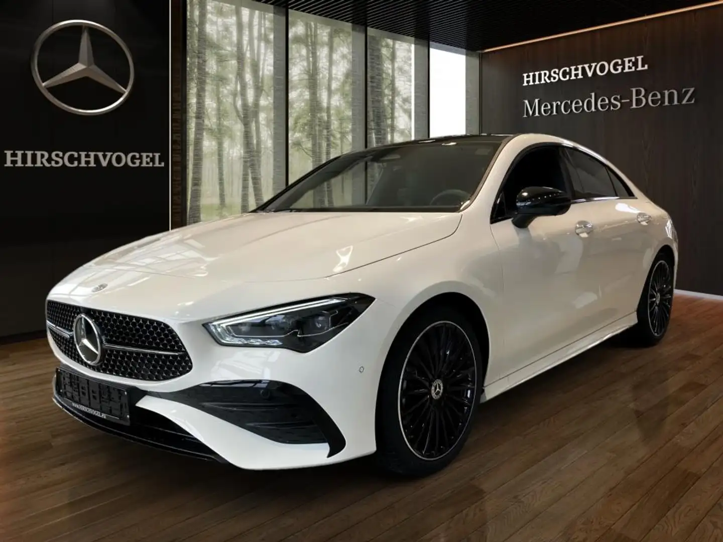 Mercedes-Benz CLA 220 d EDITION AMG-Line+Night+Pano+DISTRONIC Weiß - 2