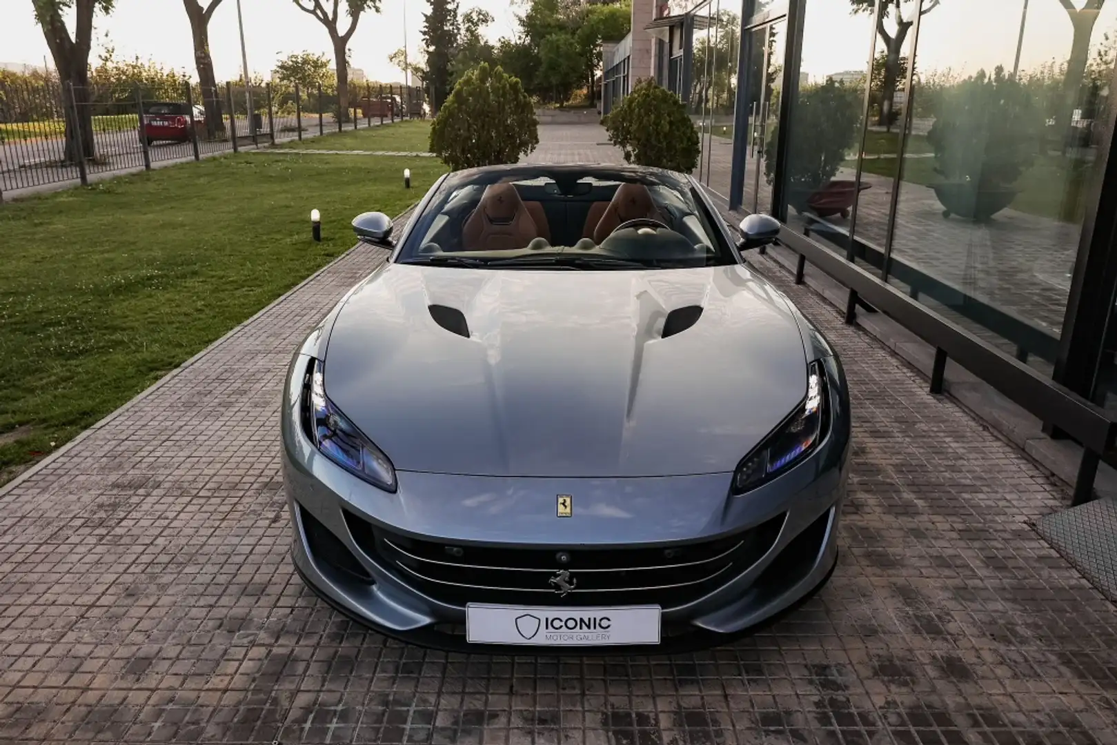 Ferrari Portofino Gris - 2