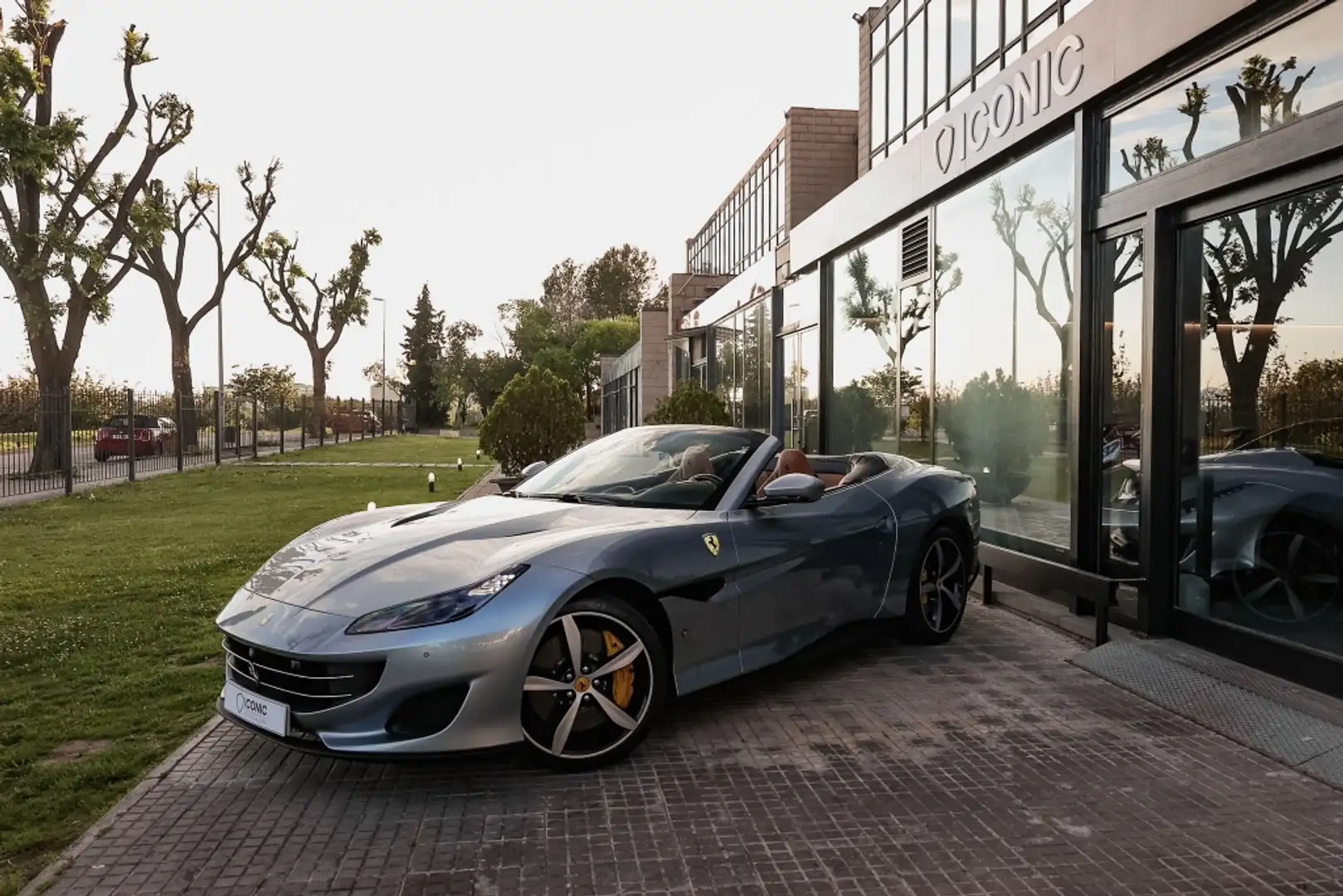 Ferrari Portofino Szary - 1