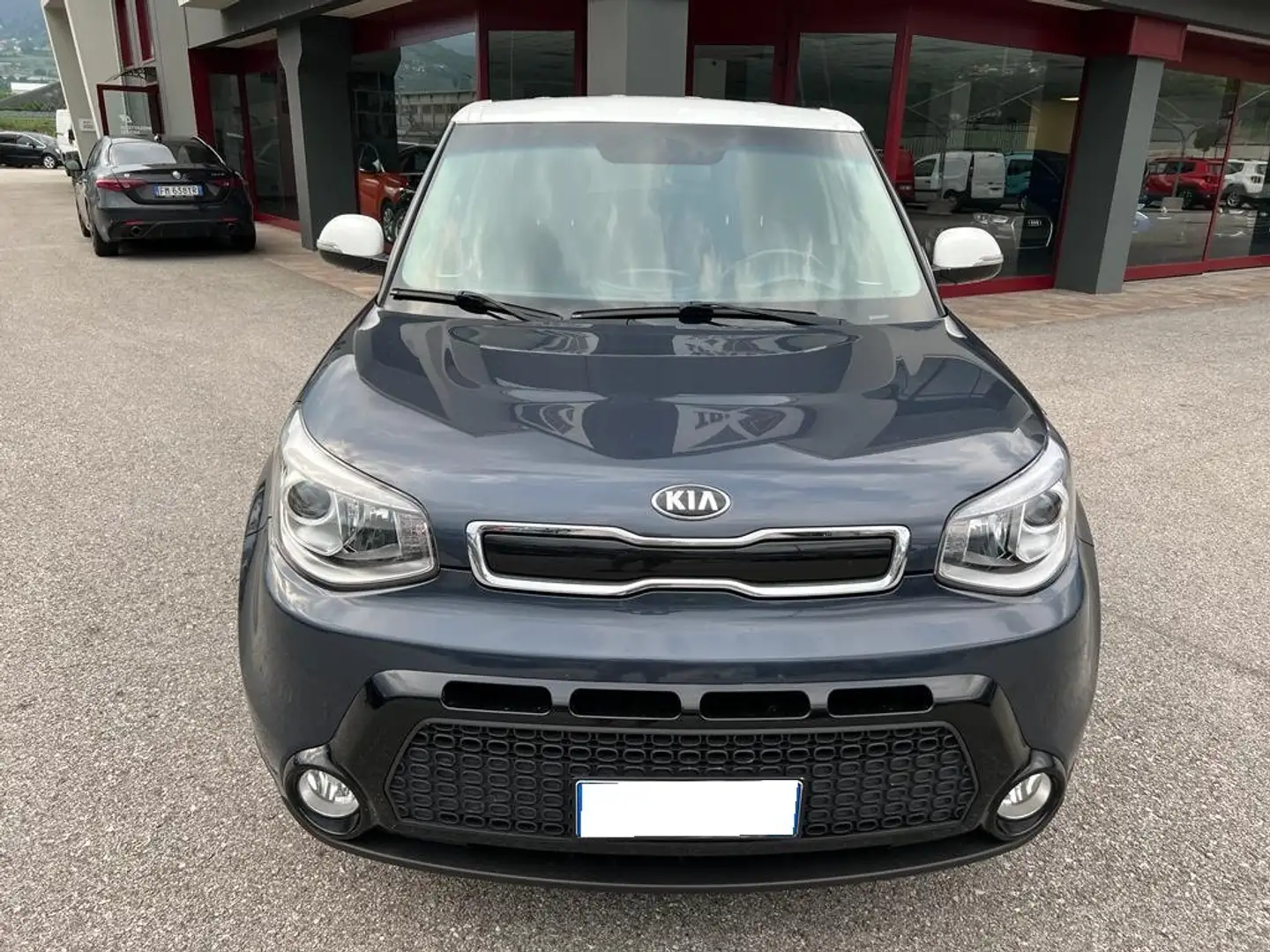 Kia Soul 1.6 crdi 136cv Szary - 2