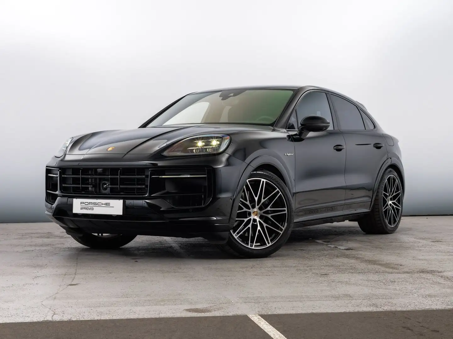 Porsche Cayenne E-Hybrid Coupé Schwarz - 1