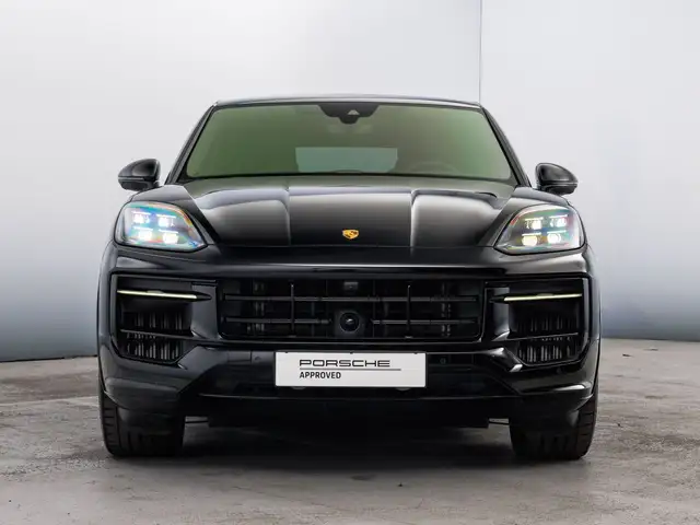 Porsche Cayenne view 5