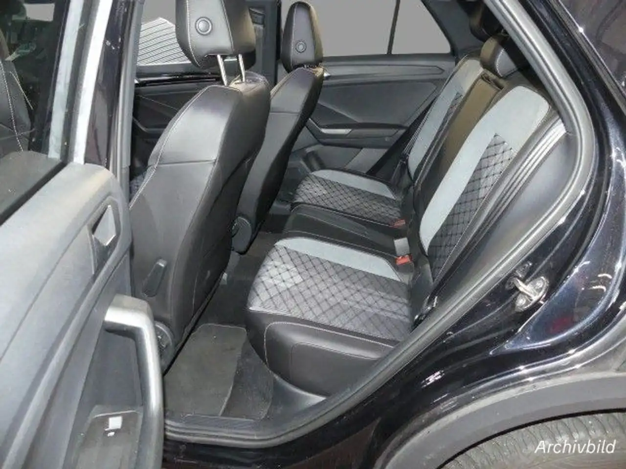 Volkswagen T-Roc, фото 6
