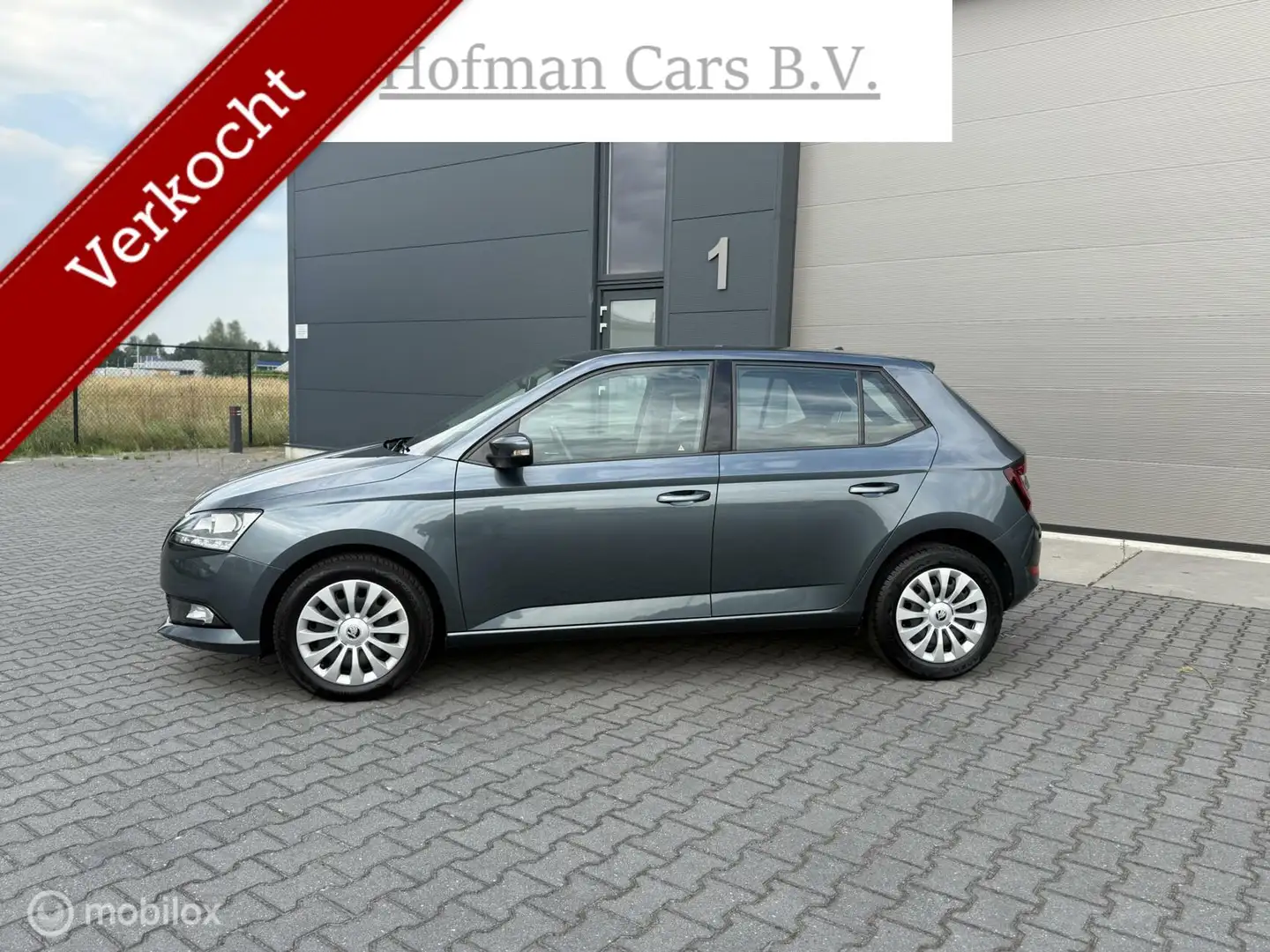 Skoda Fabia 1.0 TSI Clever 2019 Airco | NAVI | Cruise | PDC Grey - 2
