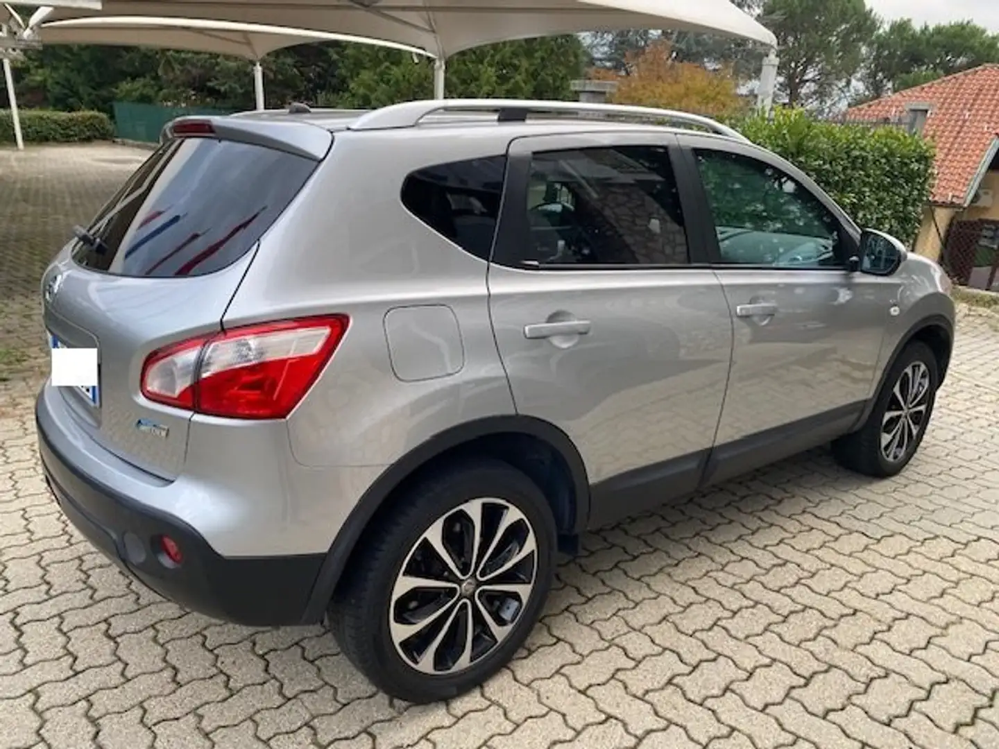 Nissan Qashqai 1.5 DCI N-TEC  UNIPROP. Grigio - 2