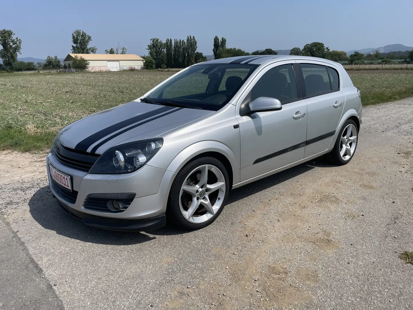 Opel Astra Sport Grau - 1