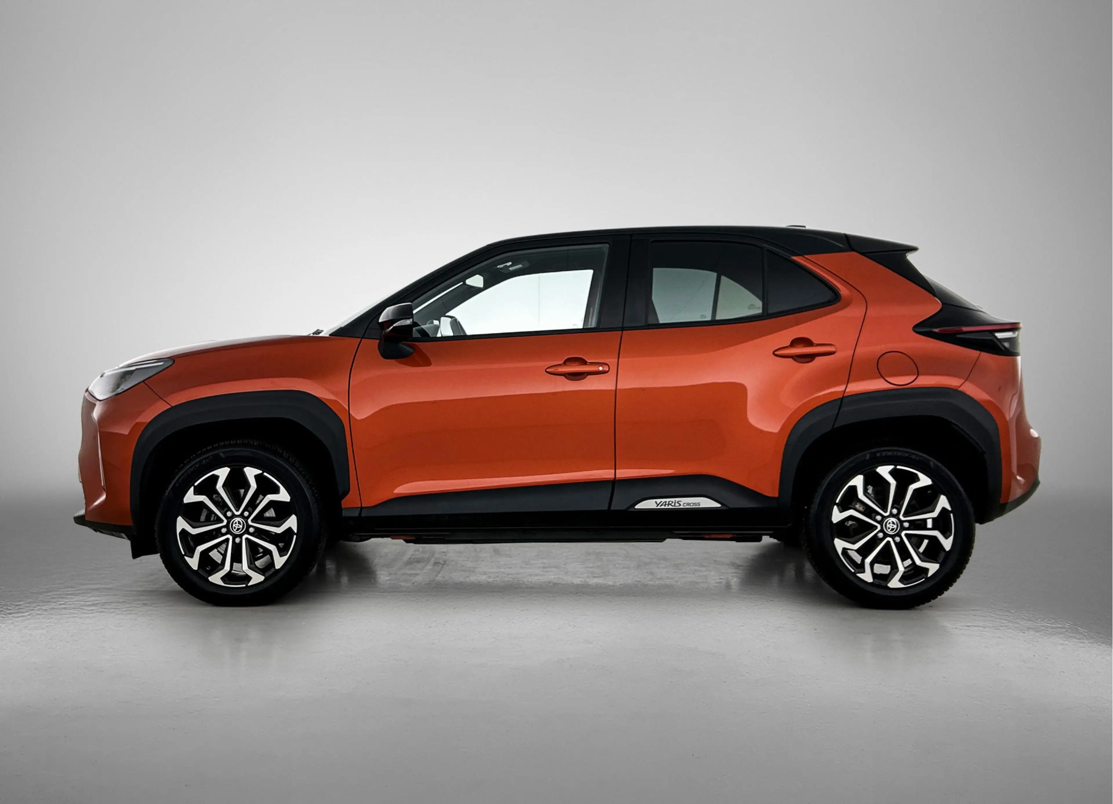 Toyota Yaris Cross 1.5 Hybrid Explore | Blindspot mirror | — photo 3