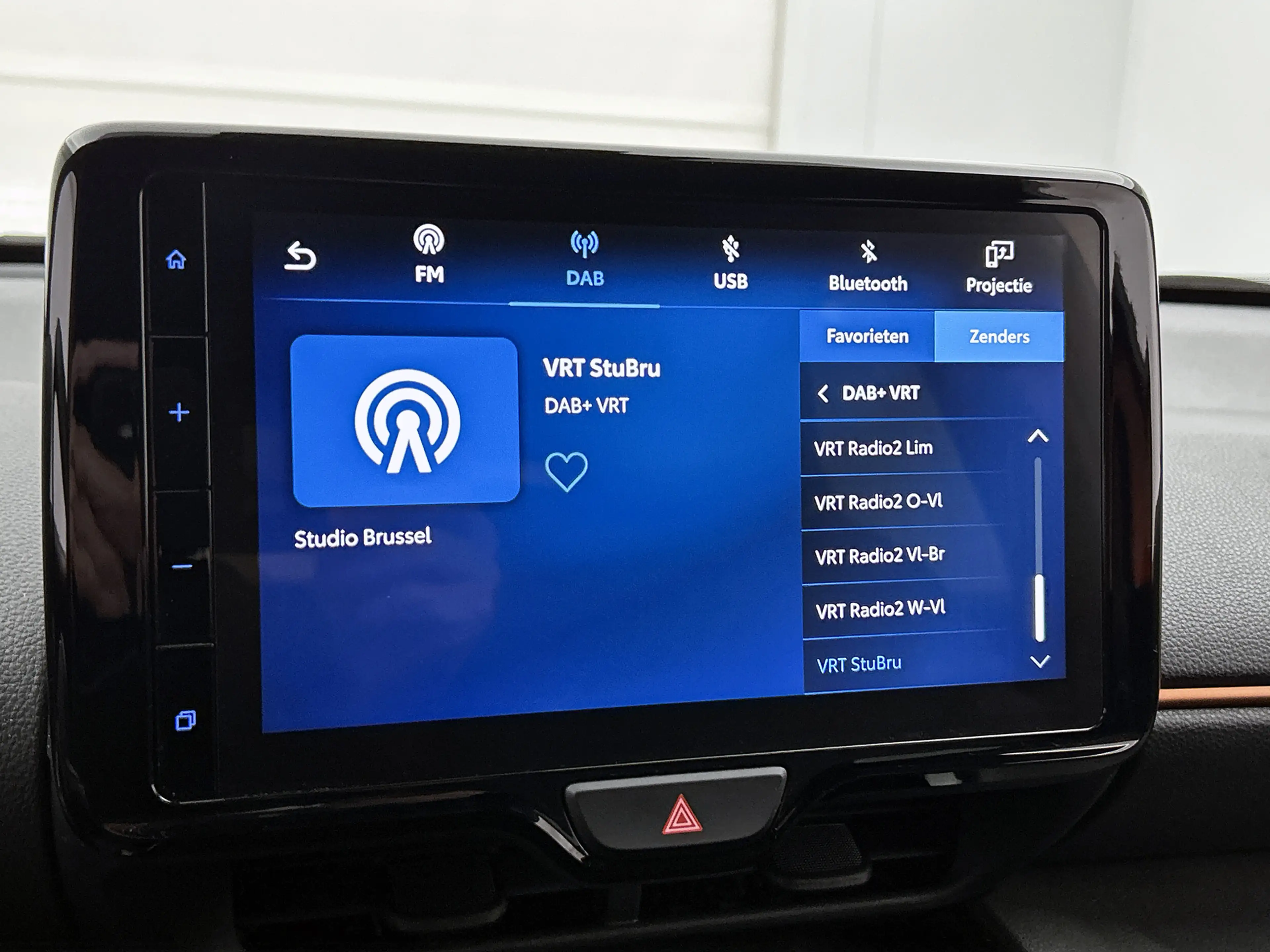 Toyota Yaris Cross 1.5 Hybrid Explore | Blindspot mirror | — photo 7